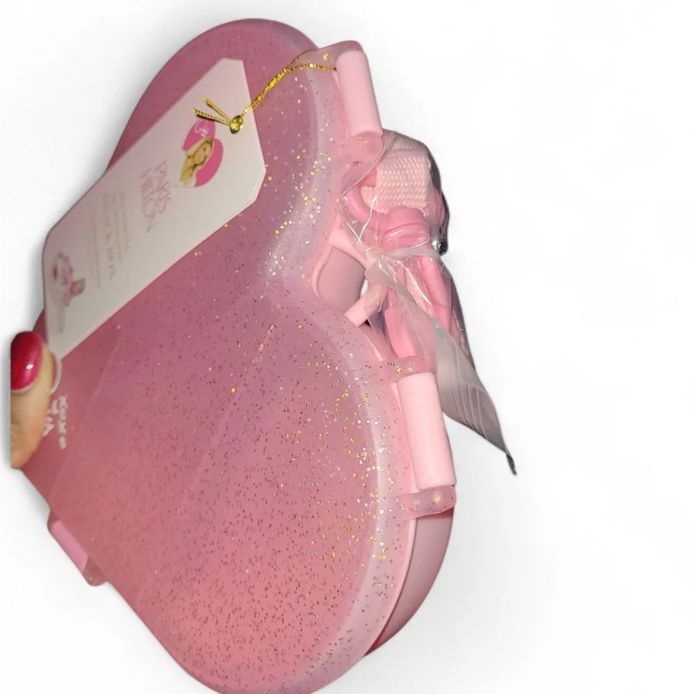 Paris Hilton heart shaped